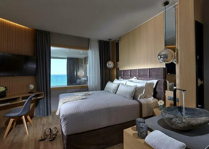 Seafront By Myseasight