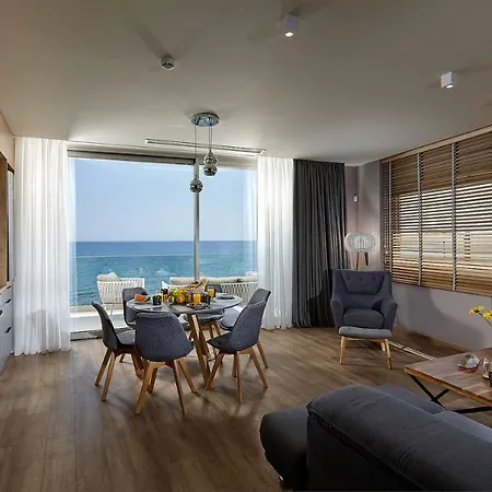 Seafront By Myseasight